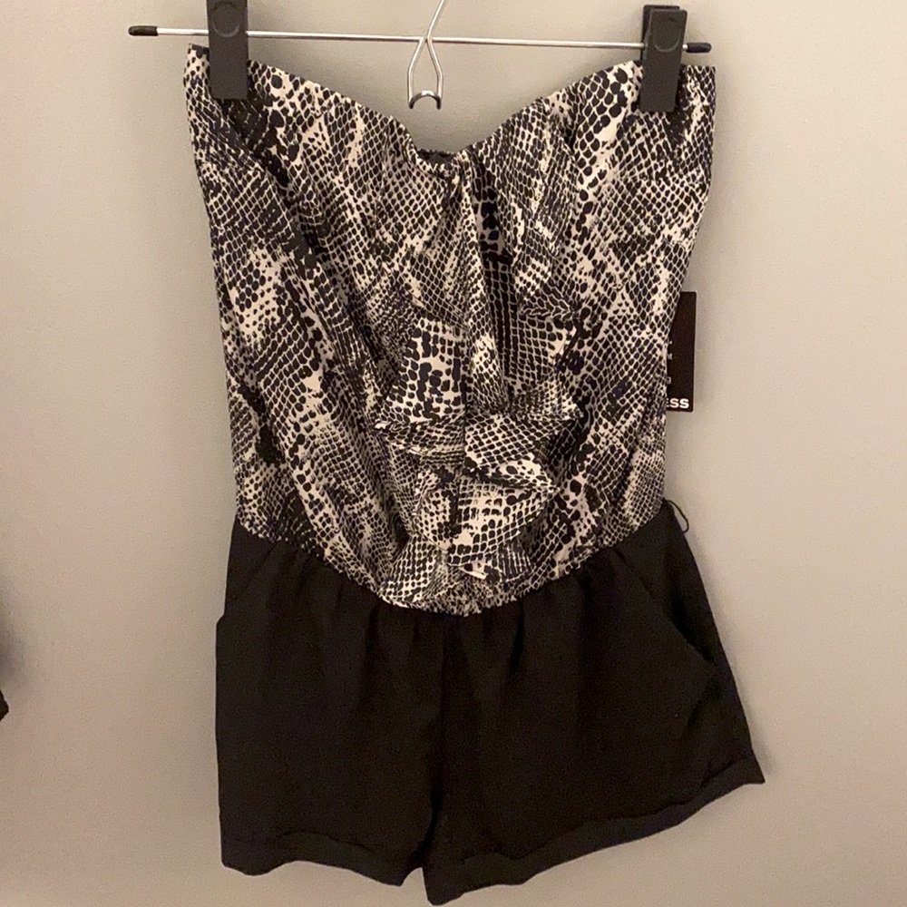 Strapless Snakeprint Romper